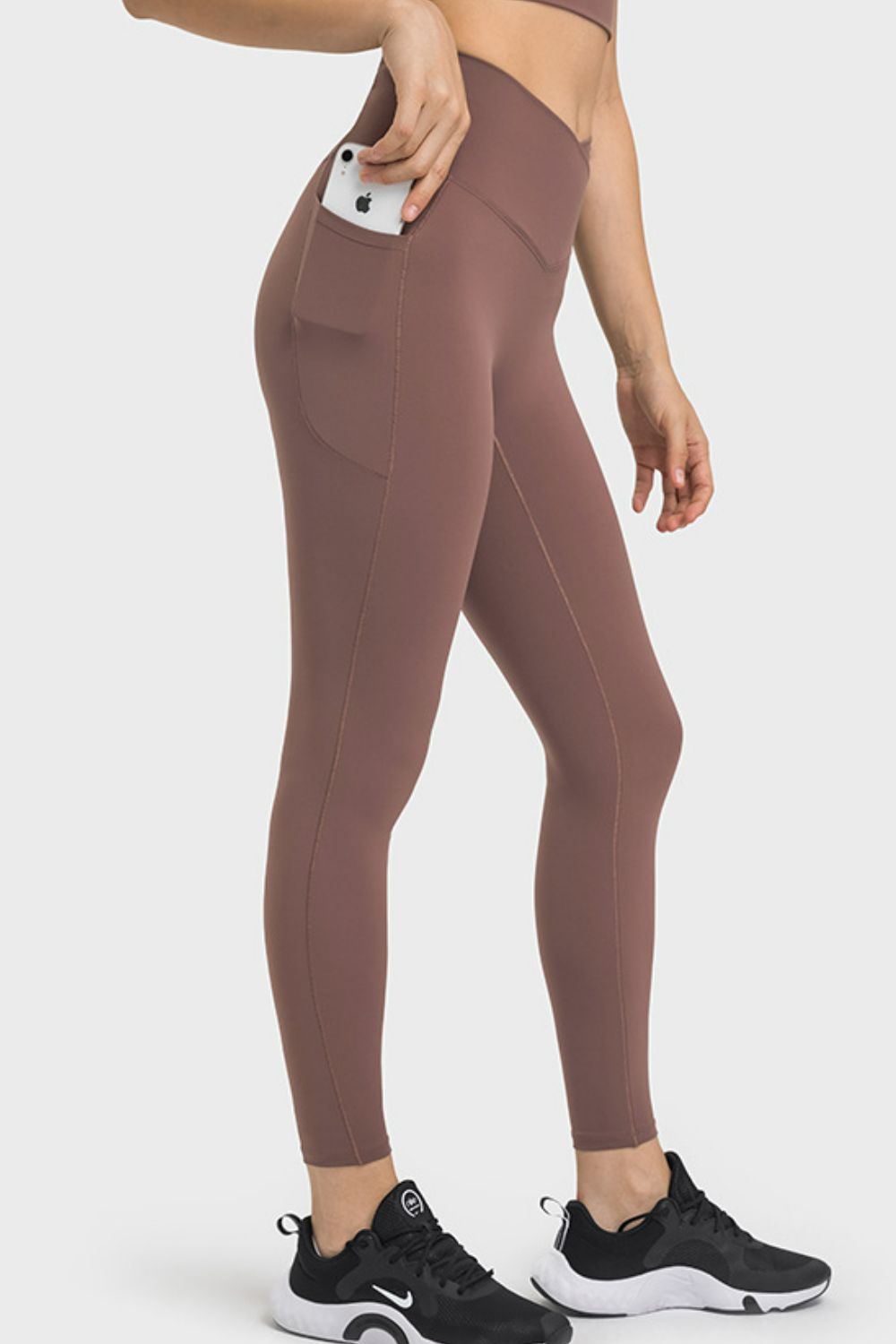 V-Waist Leggings with Pockets